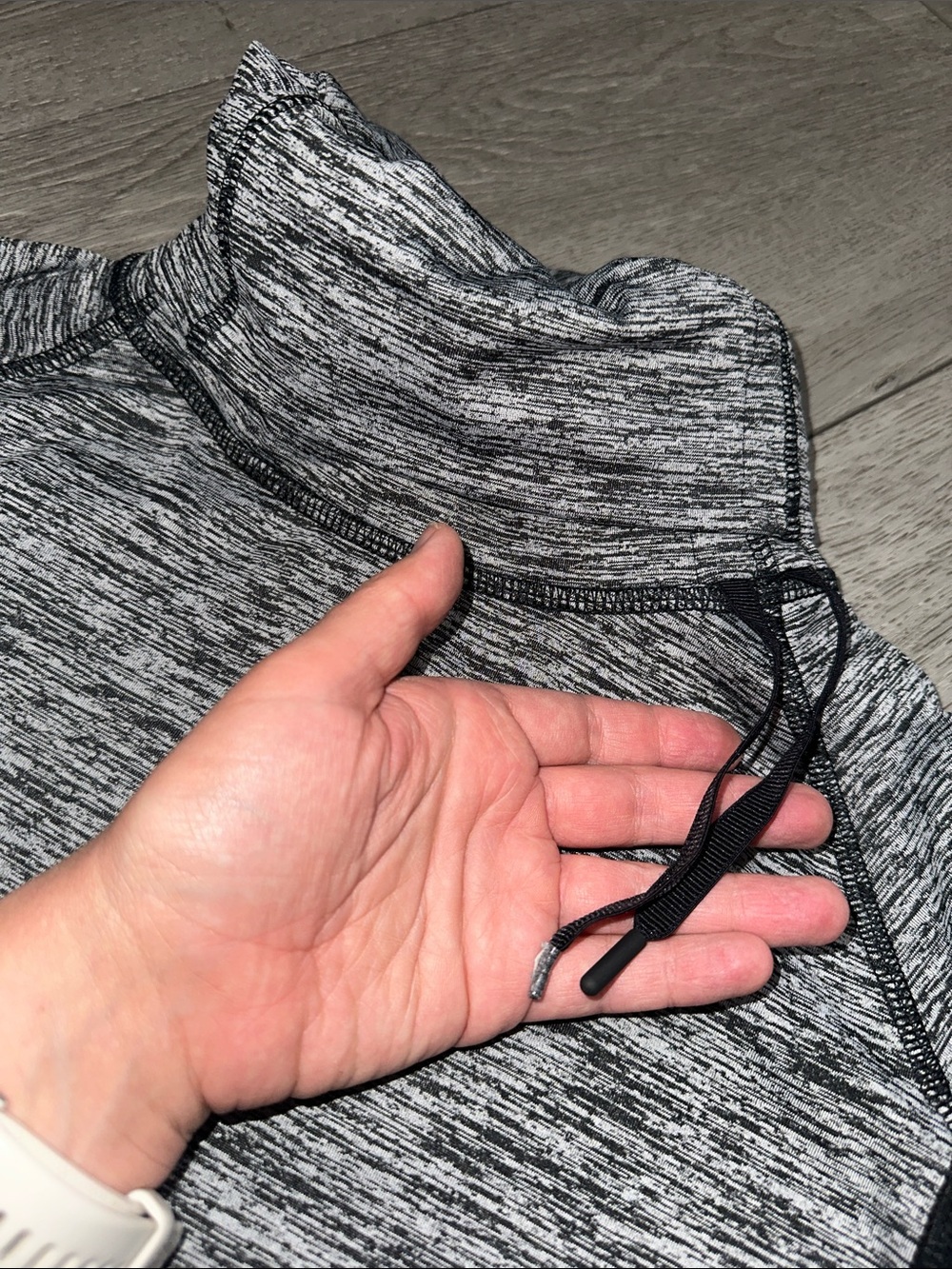 Eddie Bauer motion Heather Gray & Black Turtleneck Performance Top size small - Picture 4 of 9